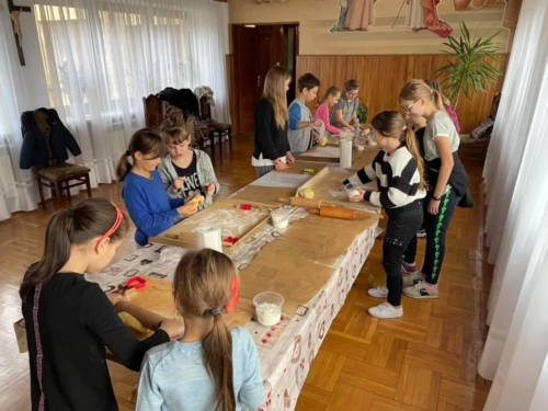 245907895 399836024985332 1700258106666410894 n