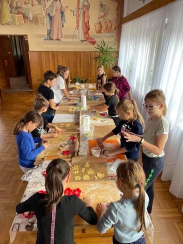 246144655 399838018318466 6669435458295184831 n